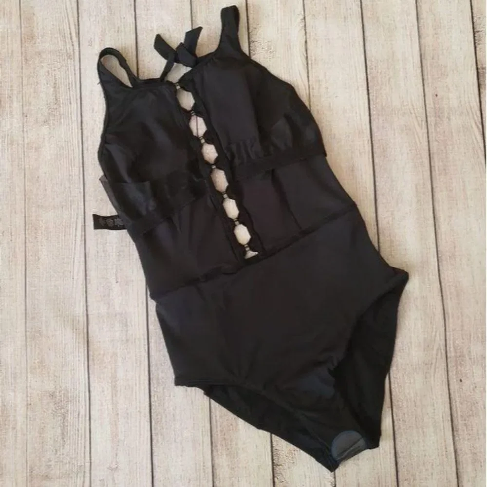 NWT Amoressa High Neck Key Hole Front Detail One-Piece Swimsuit